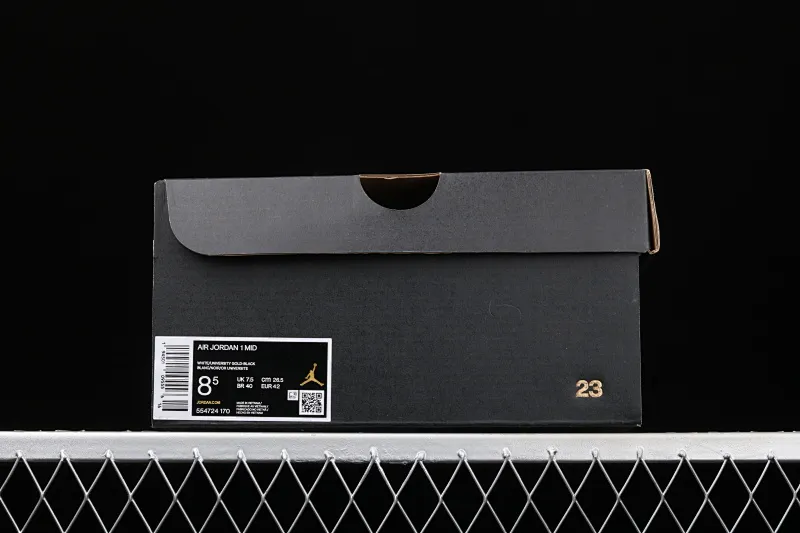 All categories Air Jordan Jordan series basketball shoes Air Jordan 1 Mid G version pure original Air Jordan 1 Mid AJ1 Joe 1 white and yellow Zhongbang basketball shoes 554724-170